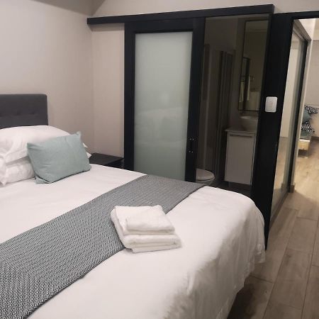 The Regency - Cosy Private Hotel Apartment - Unit 219 Pretoria-Noord Exterior foto